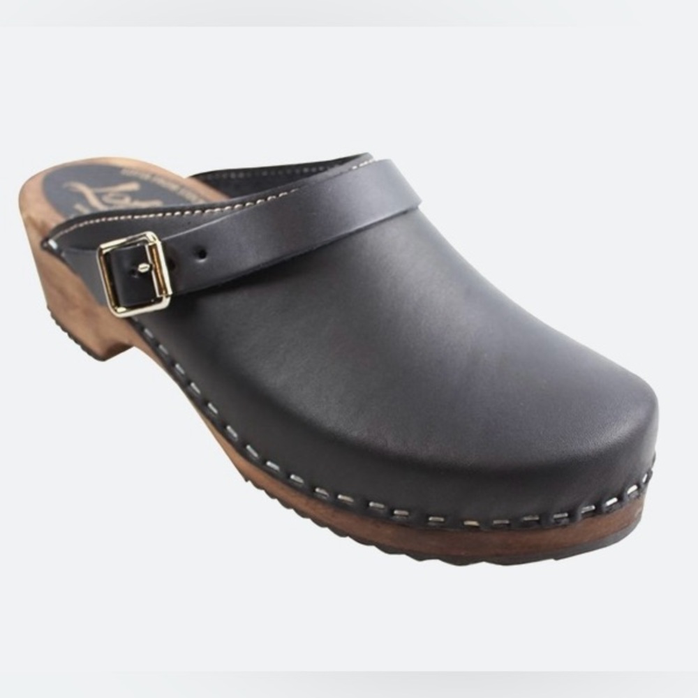 Lotta of Stockholm Black Clogs with strap, women’s 10.